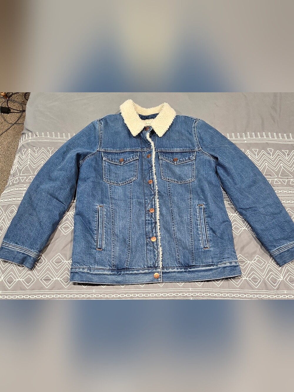 Madewell Womens Oversized Jean Jacket With Sherpa Detail Size Small